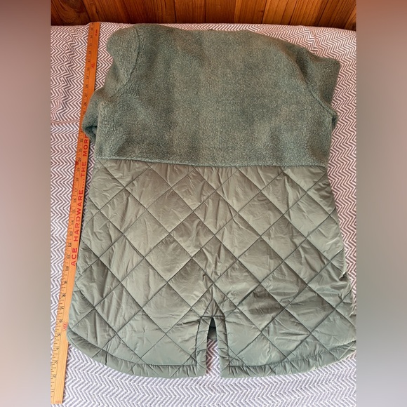 Lands' End Olive Green Quilted & Sherpa Hooded Jacket - Picture 3 of 4